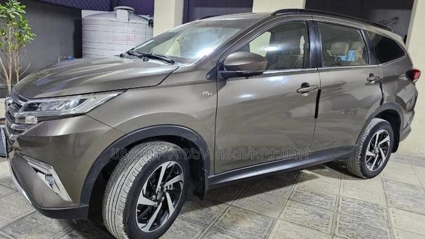 Toyota Rush 2023 Pearl