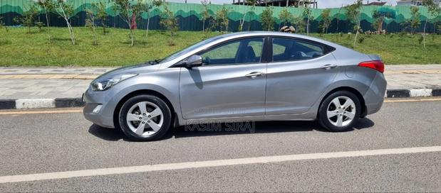 Hyundai Avante 2013 Silver