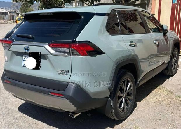 Toyota RAV4 TRD Off Road AWD 2023 Blue