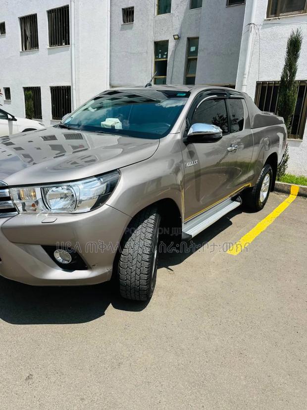 Toyota Hilux 2020