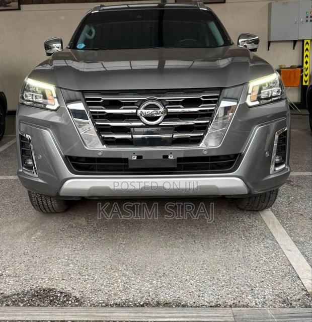 Nissan X-Trail 2.0 Petrol AWD 2022 Gray