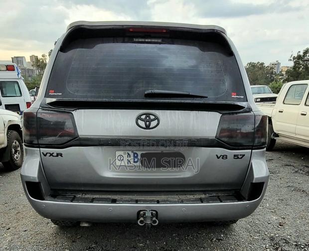 Toyota Land Cruiser 4.0 V6 STD 2011 Silver