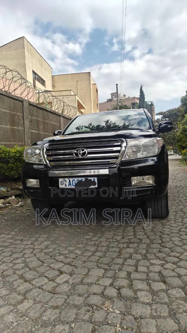 Toyota Land Cruiser 4.5 V8 TD STD 2011 Black