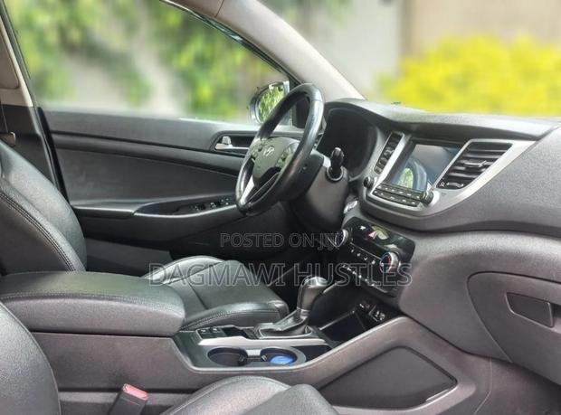 Hyundai Tucson 2018 Gray