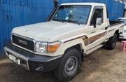 Toyota Land Cruiser 2015 White for sale