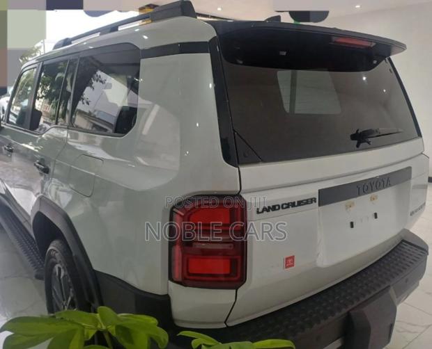 New Toyota Land Cruiser Prado 2025 Ivory
