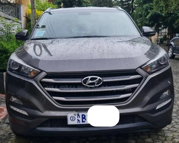 Hyundai Tucson 2018 Pink