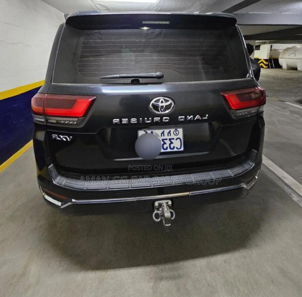 Toyota Land Cruiser 2022 Black