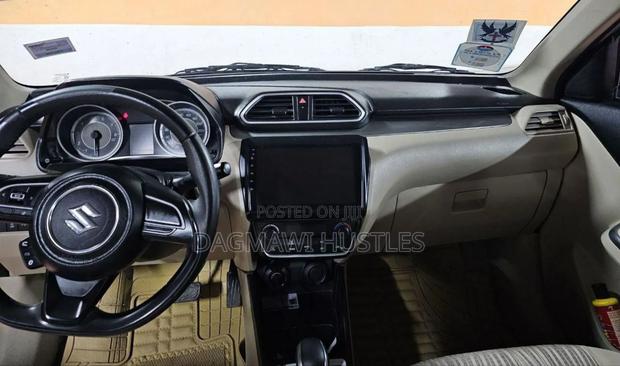 Suzuki Dzire 2022 Silver