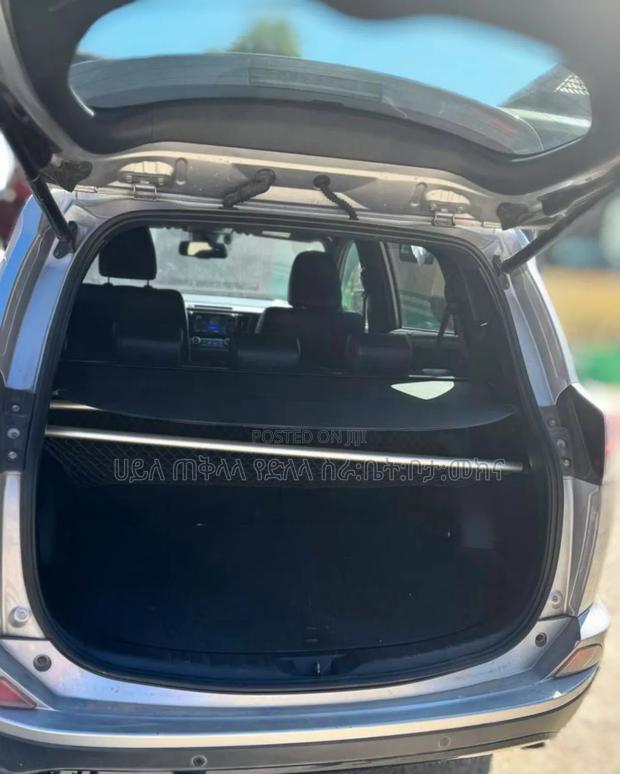 Toyota RAV4 2018 Silver