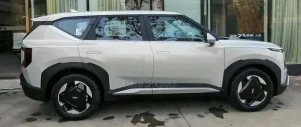 New Kia EV5 2025 Beige