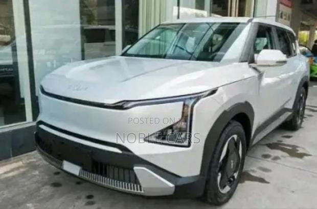 New Kia EV5 2025 Beige