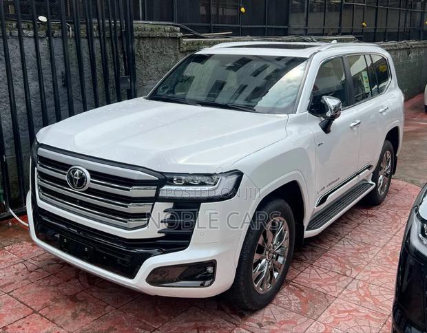 New Toyota Land Cruiser 2025 White
