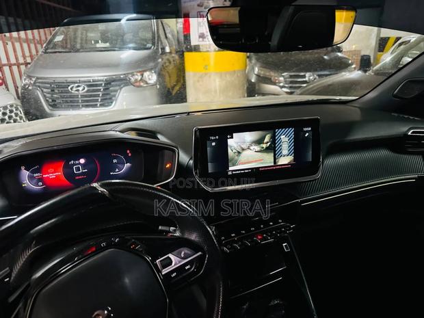 Peugeot 2008 2022 Silver
