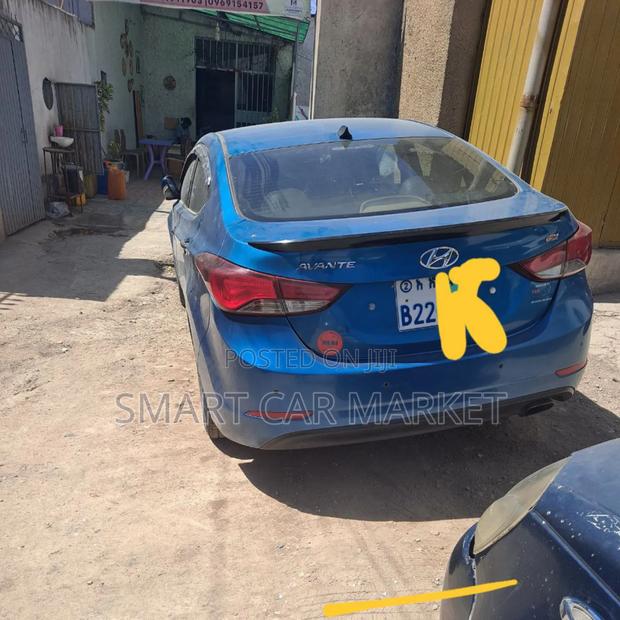 Hyundai Avante 2015 Gray
