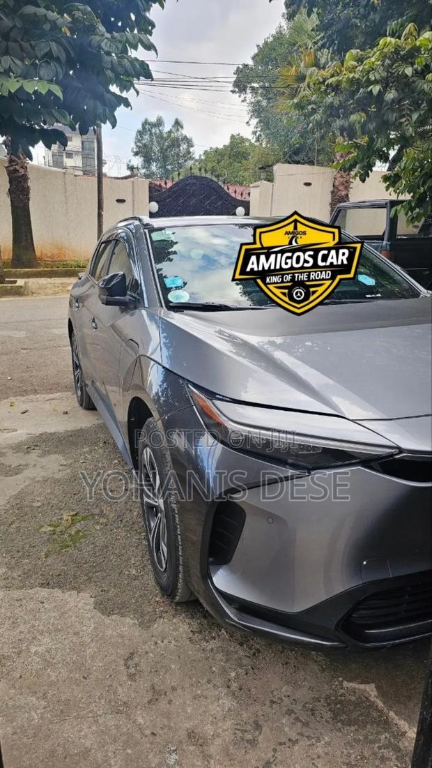 Toyota bZ4X 2023 Gray