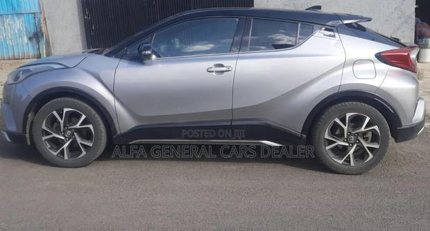 Toyota C-HR 2017 Silver