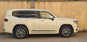 Toyota Land Cruiser 2023 White for sale
