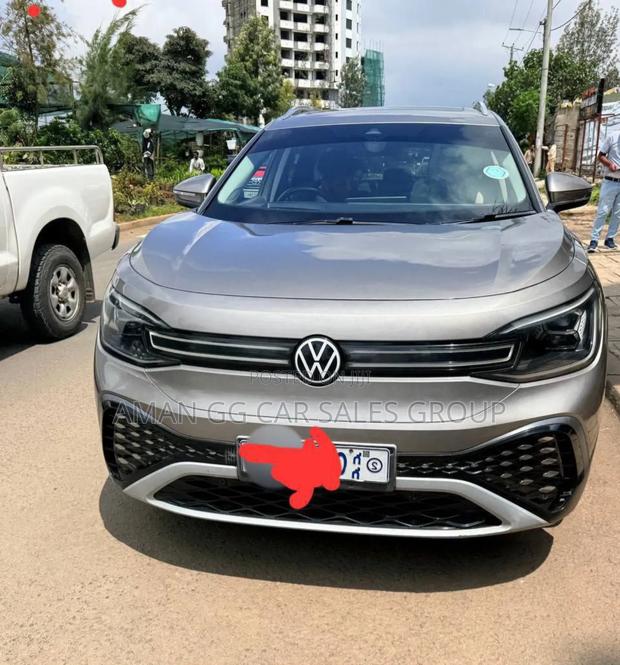 Volkswagen ID.6 2023 Gray