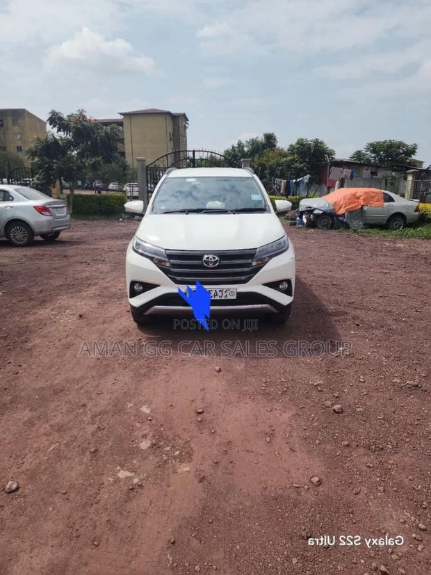 Toyota Rush 2023 White