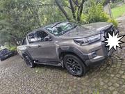 Toyota Hilux 2021 Gold for sale