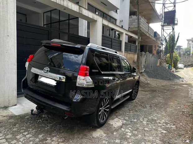 Toyota Land Cruiser Prado 3.0 TD 2013 Gray