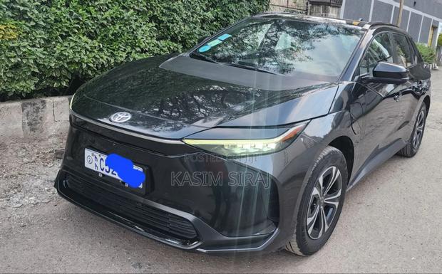 Toyota bZ4X 71.4 kWh AWD 2023 Black