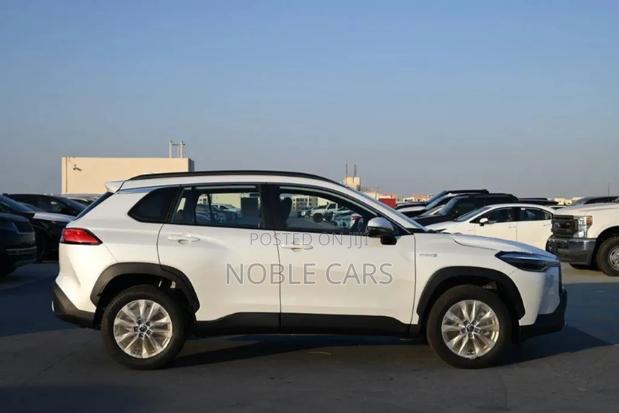 New Toyota Corolla Cross Hybrid 2025 Ivory
