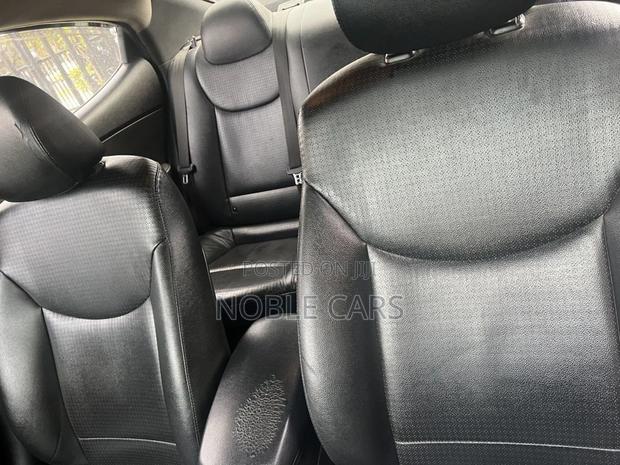 Hyundai Avante 2014 Blue