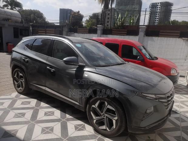 Hyundai Tucson 2021 White