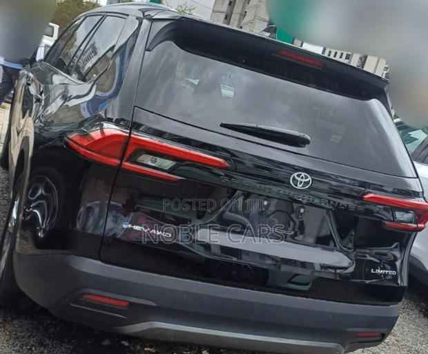 New Toyota Grand Highlander Hybrid 2025 Matt Black