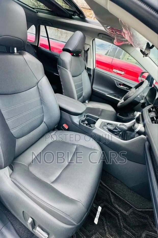 New Toyota RAV4 2024 Ivory