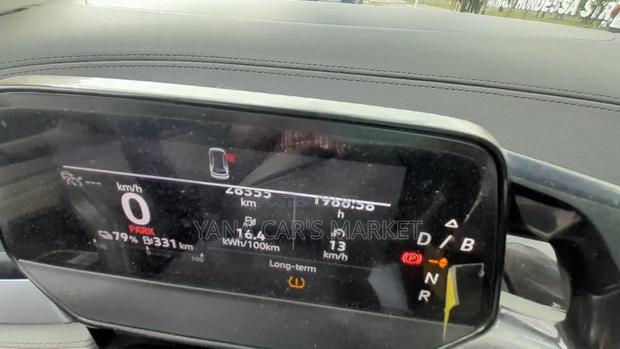 Volkswagen ID.6 2022
