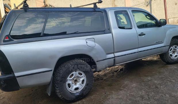 Toyota Tacoma Access Cab Automatic 2012 Silver