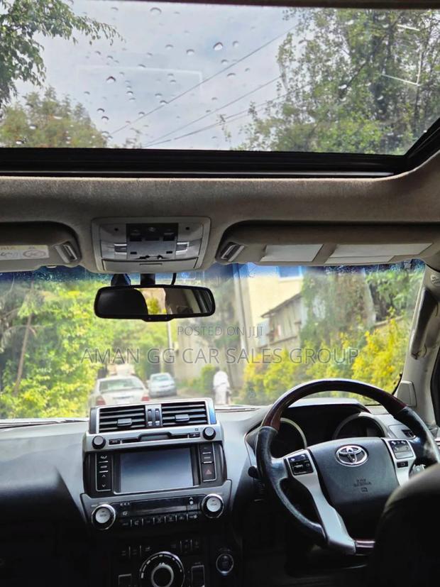 Toyota Land Cruiser 2015 Gray