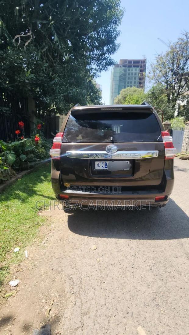 Toyota Land Cruiser Prado 3.0 172hp 2017 Brown