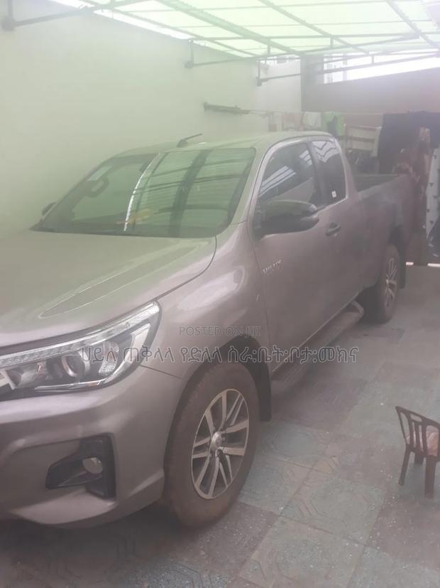 Toyota Hilux 2020