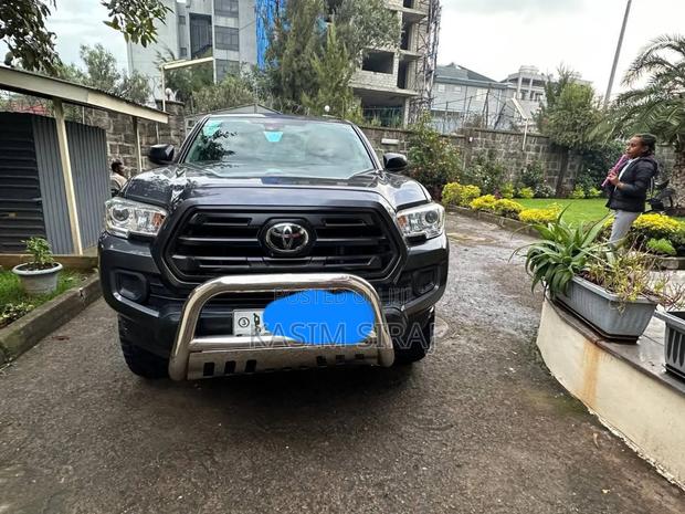 Toyota Tacoma SR 4x2 Access Cab 127.4 in. WB 2020 Gray