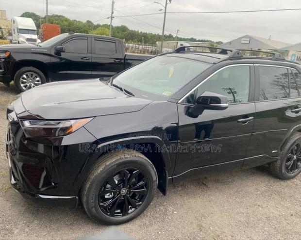 New Toyota RAV4 Hybrid 2025