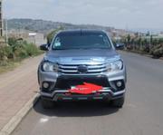 Toyota Hilux 2019 Silver for sale