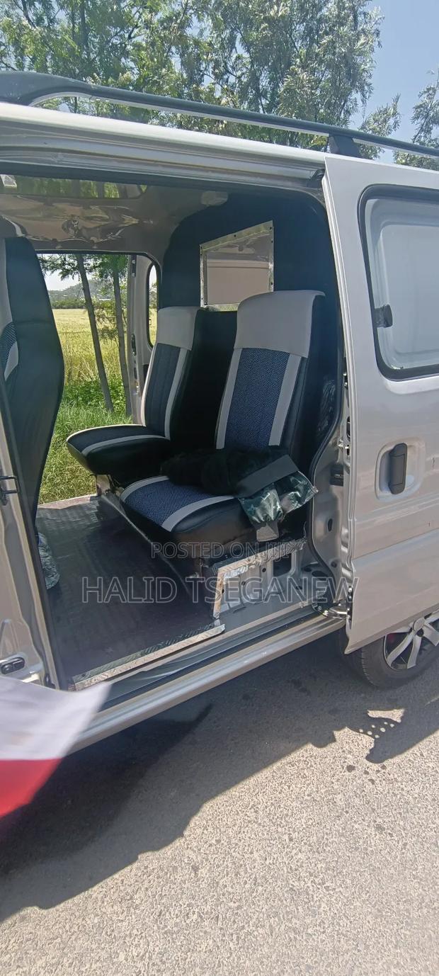 New Suzuki Eeco 2025 Silver