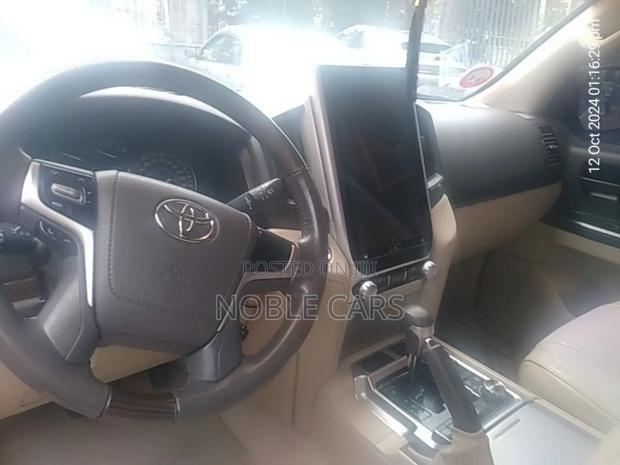 Toyota Land Cruiser 2020 Silver