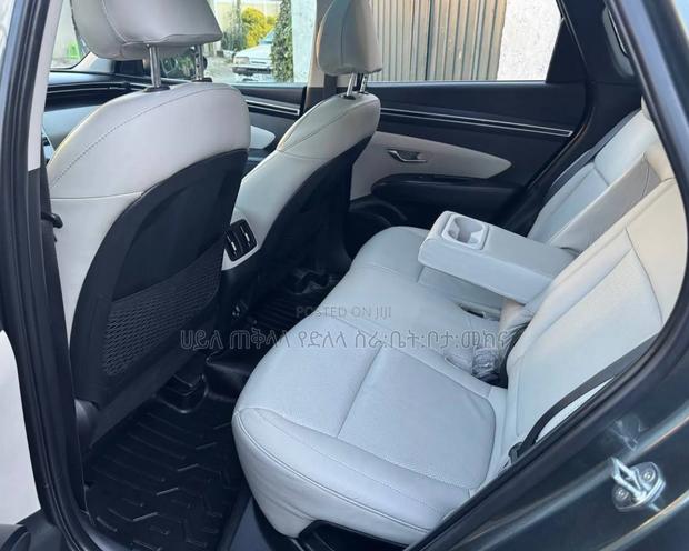 Hyundai Tucson 2023 Green