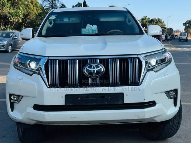 Toyota Land Cruiser Prado 2020 Ivory