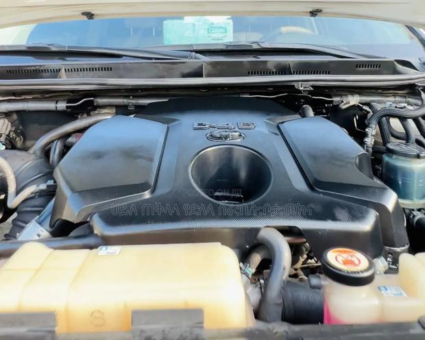 Toyota Land Cruiser Prado 2020 Ivory
