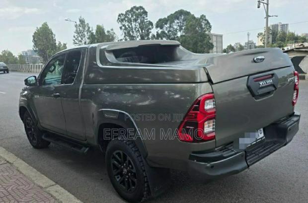 Toyota Hilux 2021