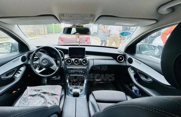 Mercedes-Benz C180 2015 Gray