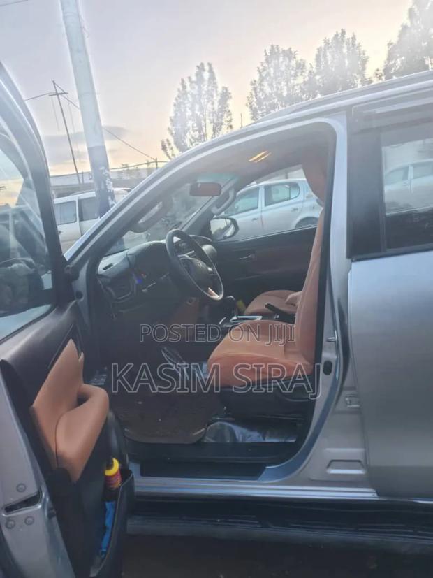 Toyota Fortuner 2.8 D AWD 2019 Silver