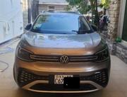 Volkswagen ID.6 2023 Gold for sale
