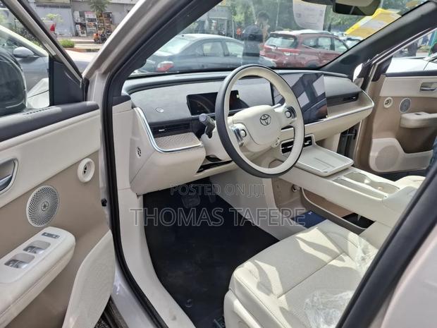 New Toyota bZ3 2025
